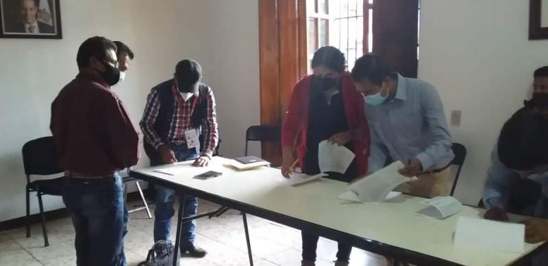  Concilia Segego y CGAR conflicto social entre el municipio de San Juan Bautista Tlachichilco y su agencia Santa Bárbara Huacapa
