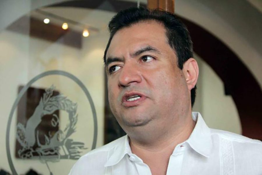 Oswaldo García Jarquín busca candidatura a gobernador