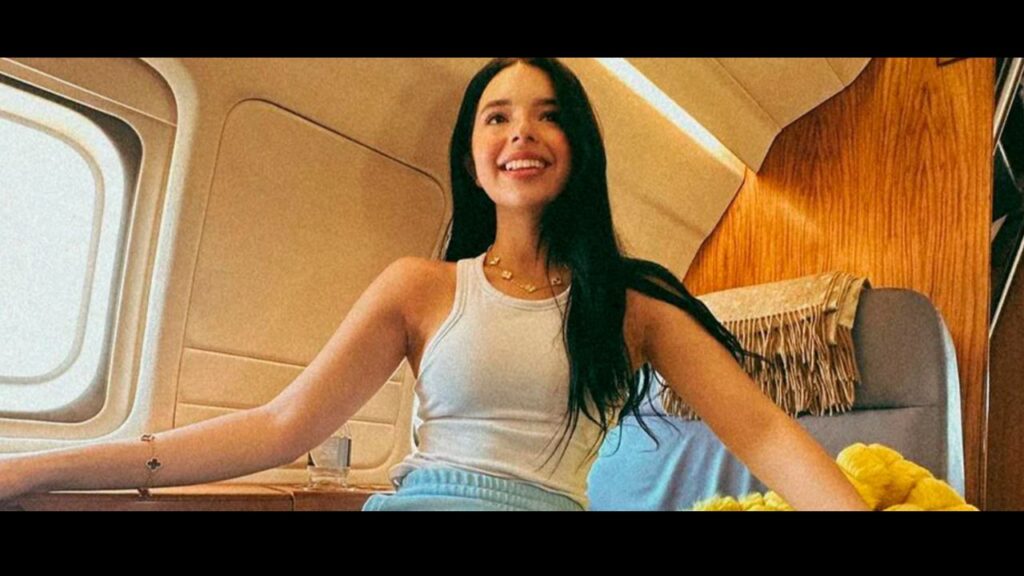 Se burlan de Ángela Aguilar al considerarse 25 por ciento argentina