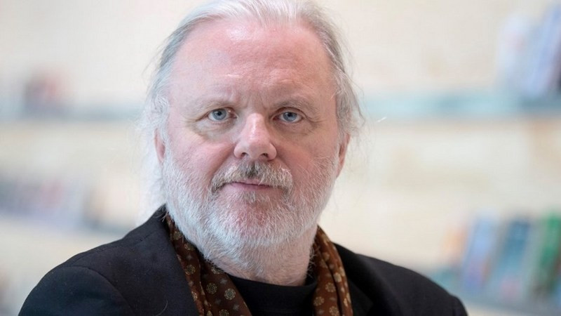 Entregan Nobel de Literatura al noruego Jon Fosse por sus innovadoras obras de teatro y prosa