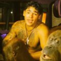 Ryan García ahora aparece cantando con un orangután